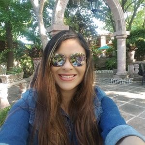 Meet your Posher, Gisela